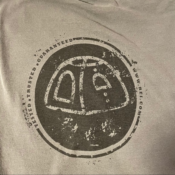 Vintage Distressed REI Long Sleeve Shirt - Picture 10 of 13